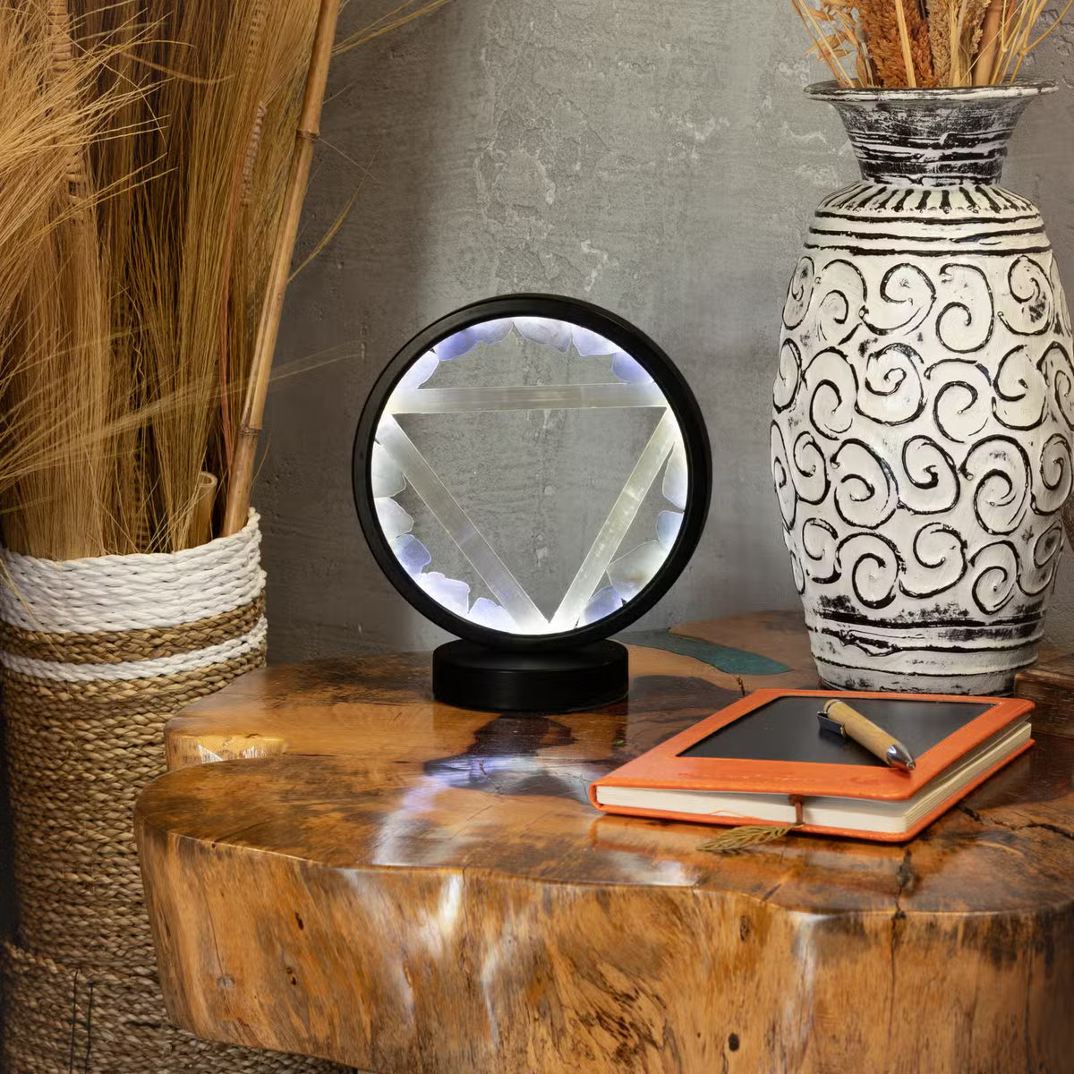 Gemstone Halo Lamp