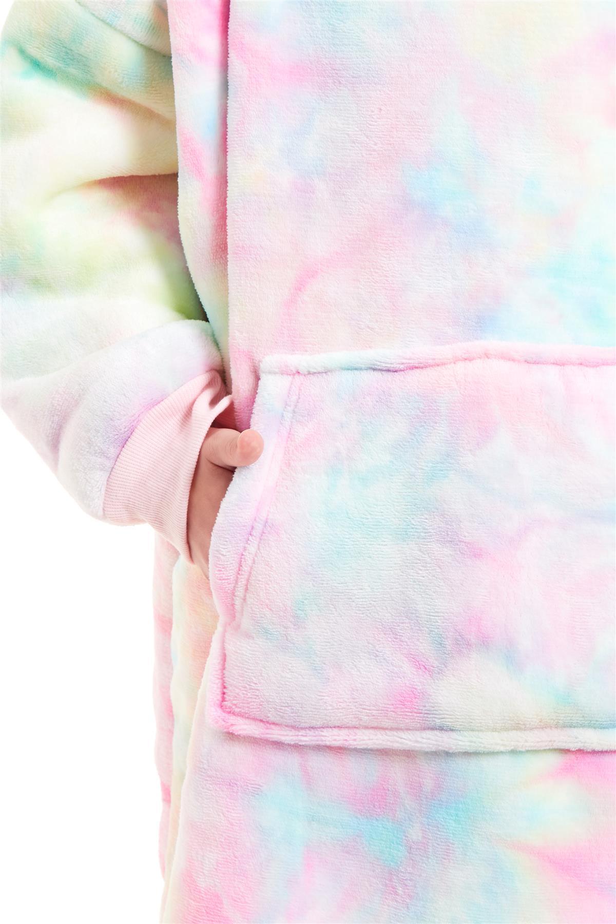 OLIVIA ROCCO Kids Oversized Hooded Fleece Blanket With Sherpa Fur Elastic Cuffs Easy-Care Sofa and Bedroom Throw