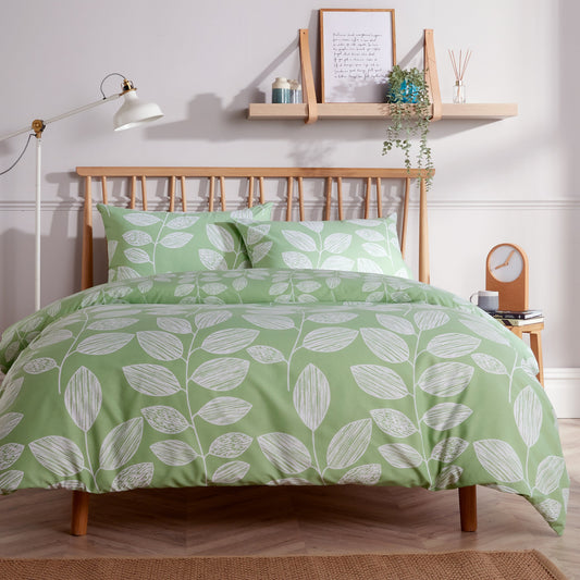 OLIVIA ROCCO Leaf Print Reversible Cotton Rich Duvet Cover Set With Pillowcases Black Bedroom Refresh Easy-Care Comfort