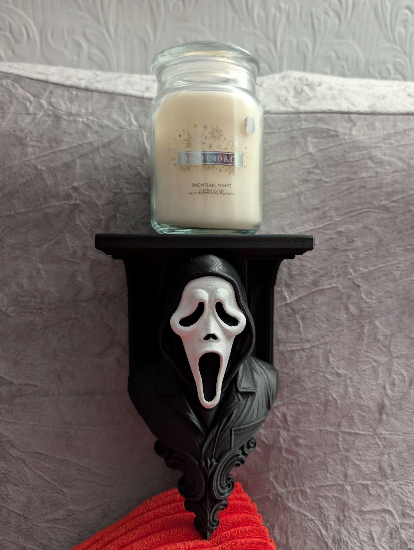 Ghostface Shelf - Scream Decor - Gothic decor - Wall hanging horror decor