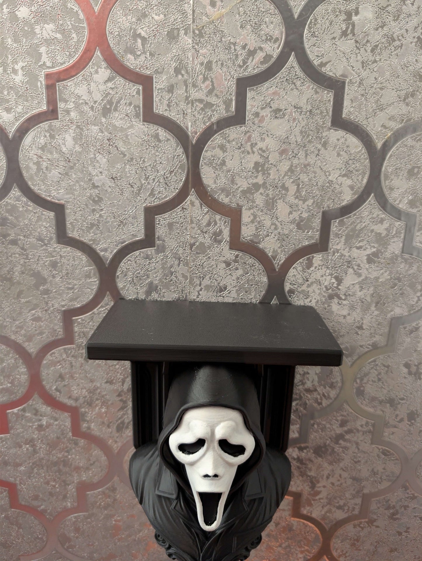 Ghostface Shelf - Scream Decor - Gothic decor - Wall hanging horror decor