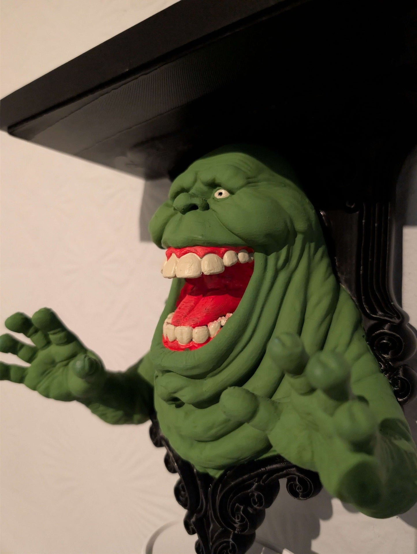 Slimer Wall Shelf | Ghostbusters Horror Decor | Hand Painted Floating Display Shelf | Gothic Home Decor | Glow in the dark